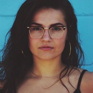 Meet your Posher, Grace